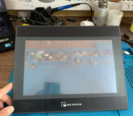 Nhận sửa chữa màn hình HMI Weinview TK6071IQ, TK6071IP hư LCD, mờ hiển thị chuyên nghiệp