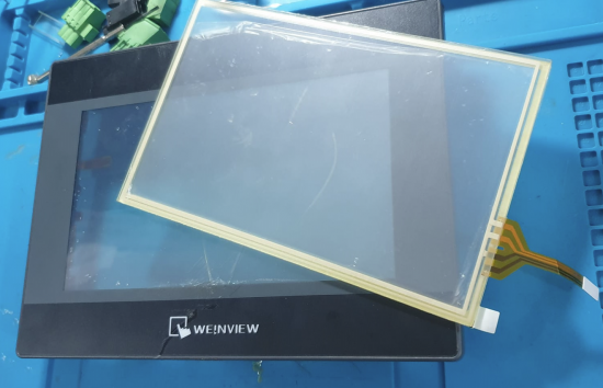 Thay Màn Hình LCD & Cảm Ứng HMI Weinview TK6070IH Giá Rẻ, Nhanh Chóng