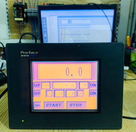 Sửa chữa, thay tấm cảm ứng cho màn hình HMI Mitsubishi nhanh chóng, chuyên nghiệp